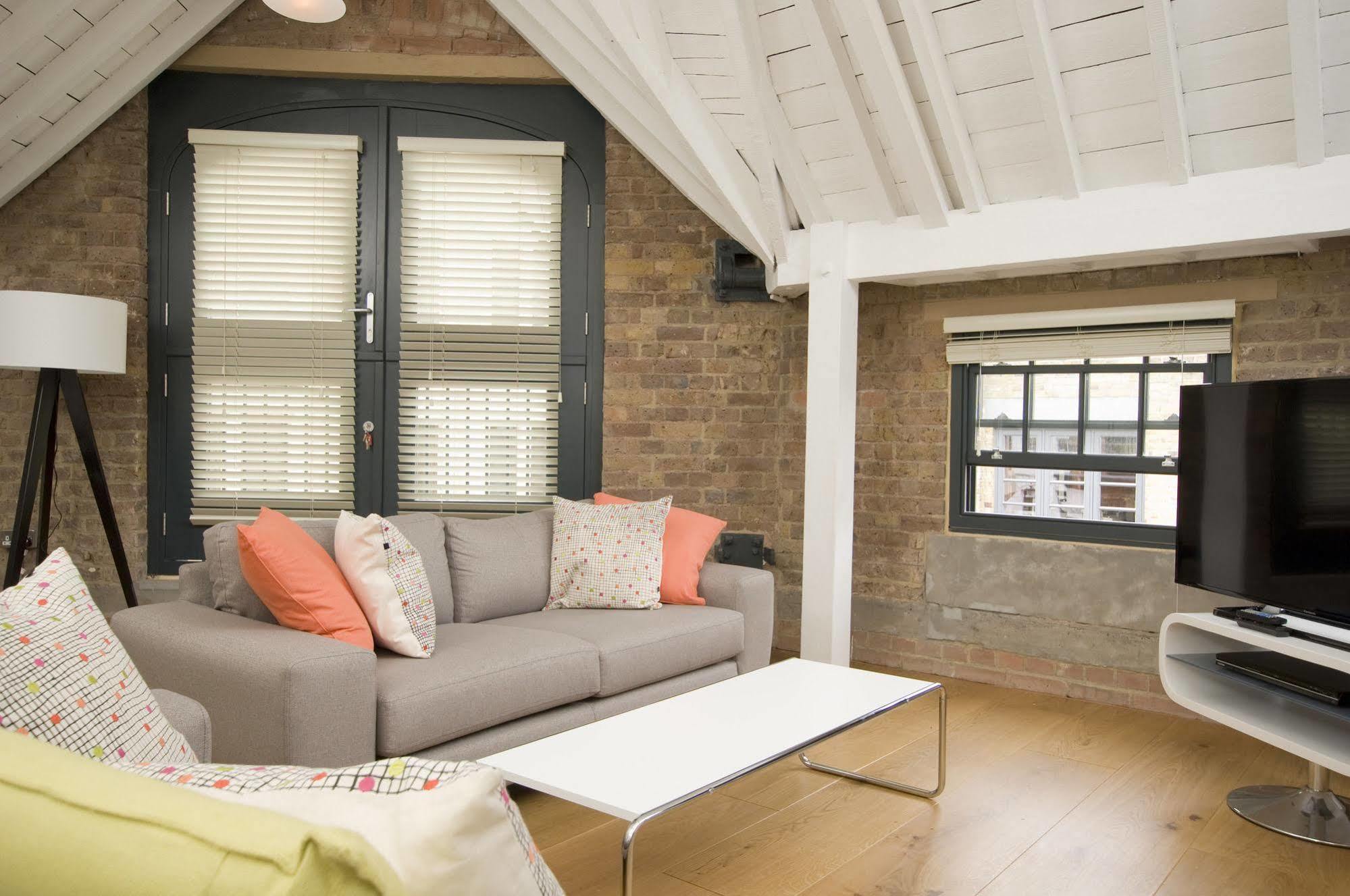 Cove Arne Street Appartement Londen Buitenkant foto